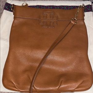 Tan leather Tory Burch cross body purse